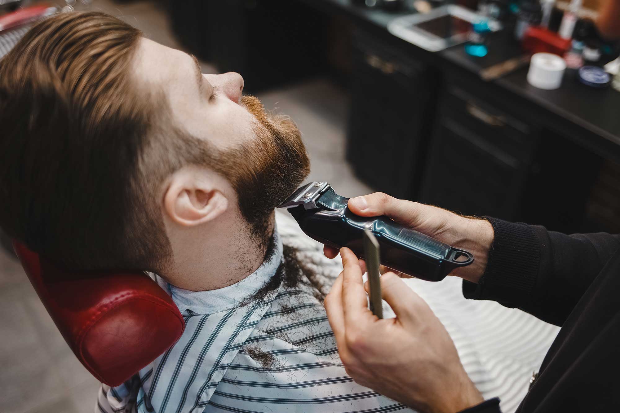ELECTRIC SHAVER